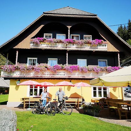 Raffelwirt Hotell Deutschgriffen Exteriör bild